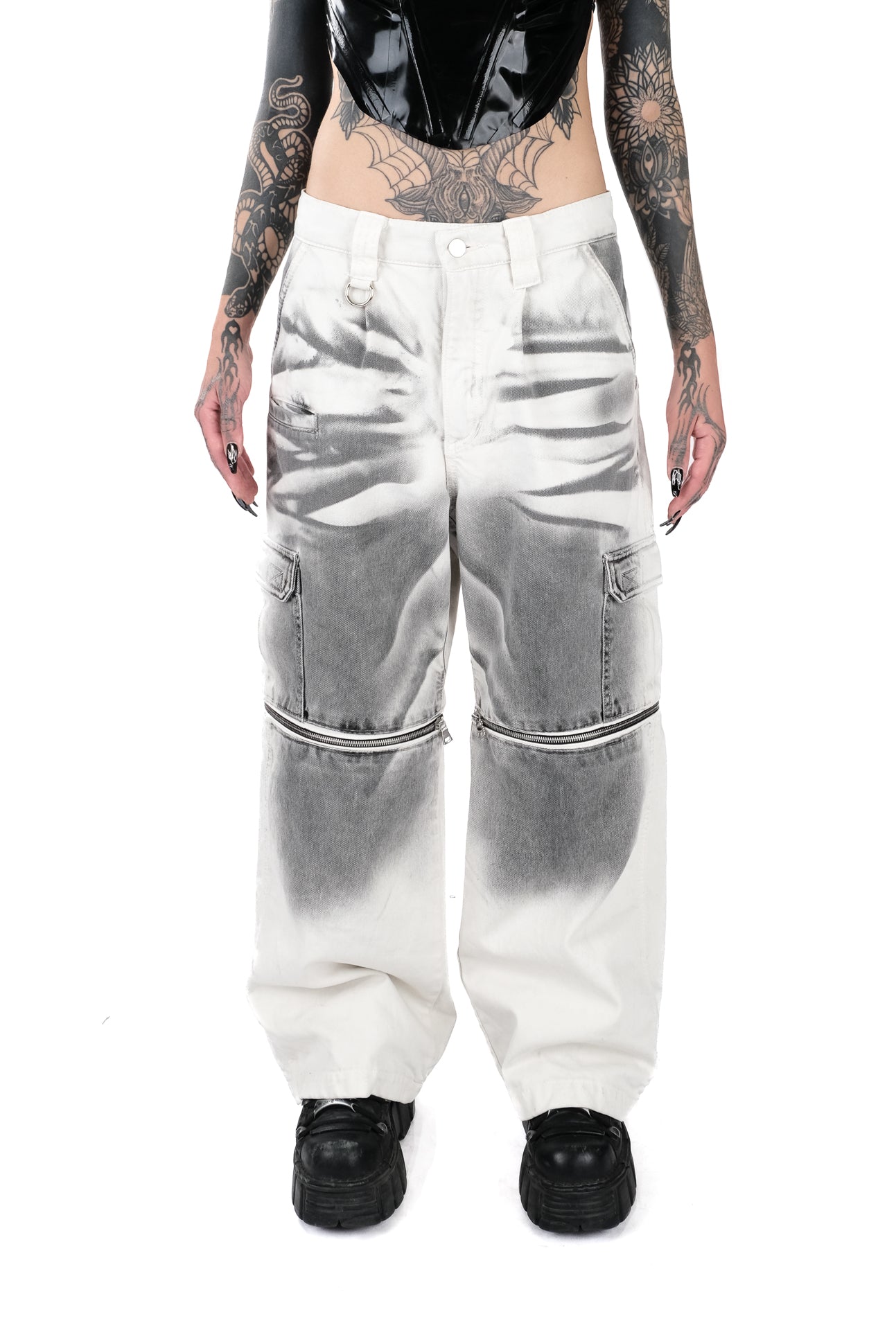 Skater Pants / Shorts